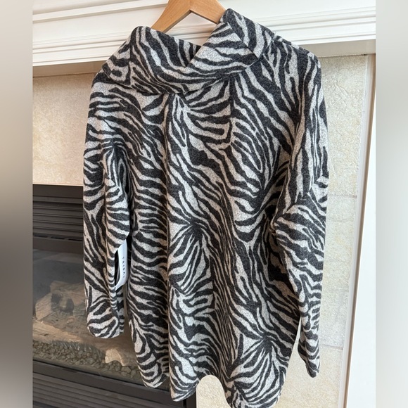 TRIBAL Cowl Neck Top NWT - Picture 4 of 8